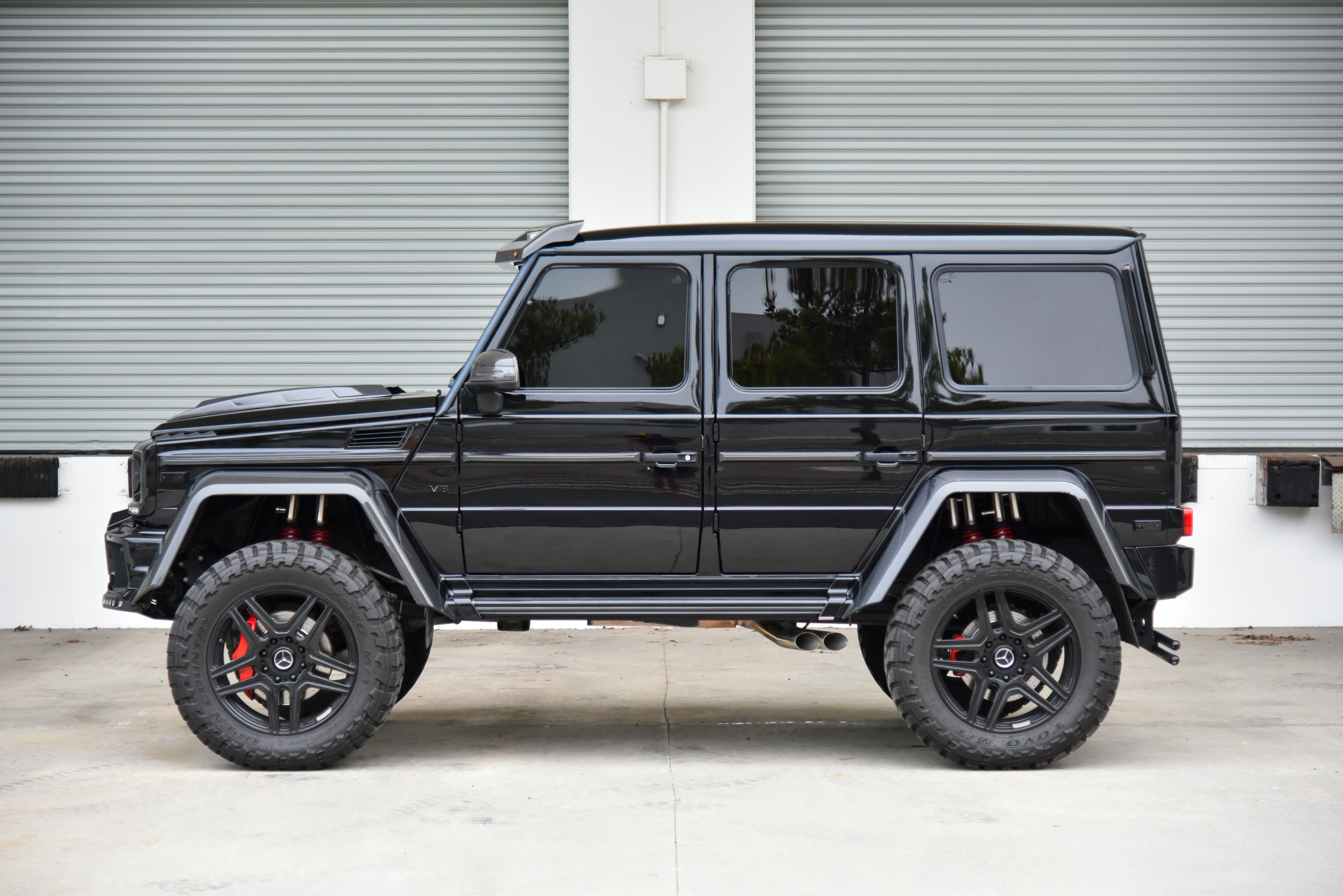 Used 2017 Mercedes-Benz G 550 Squared image 5