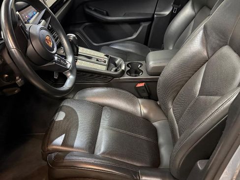Used 2022 Porsche Macan S image 7