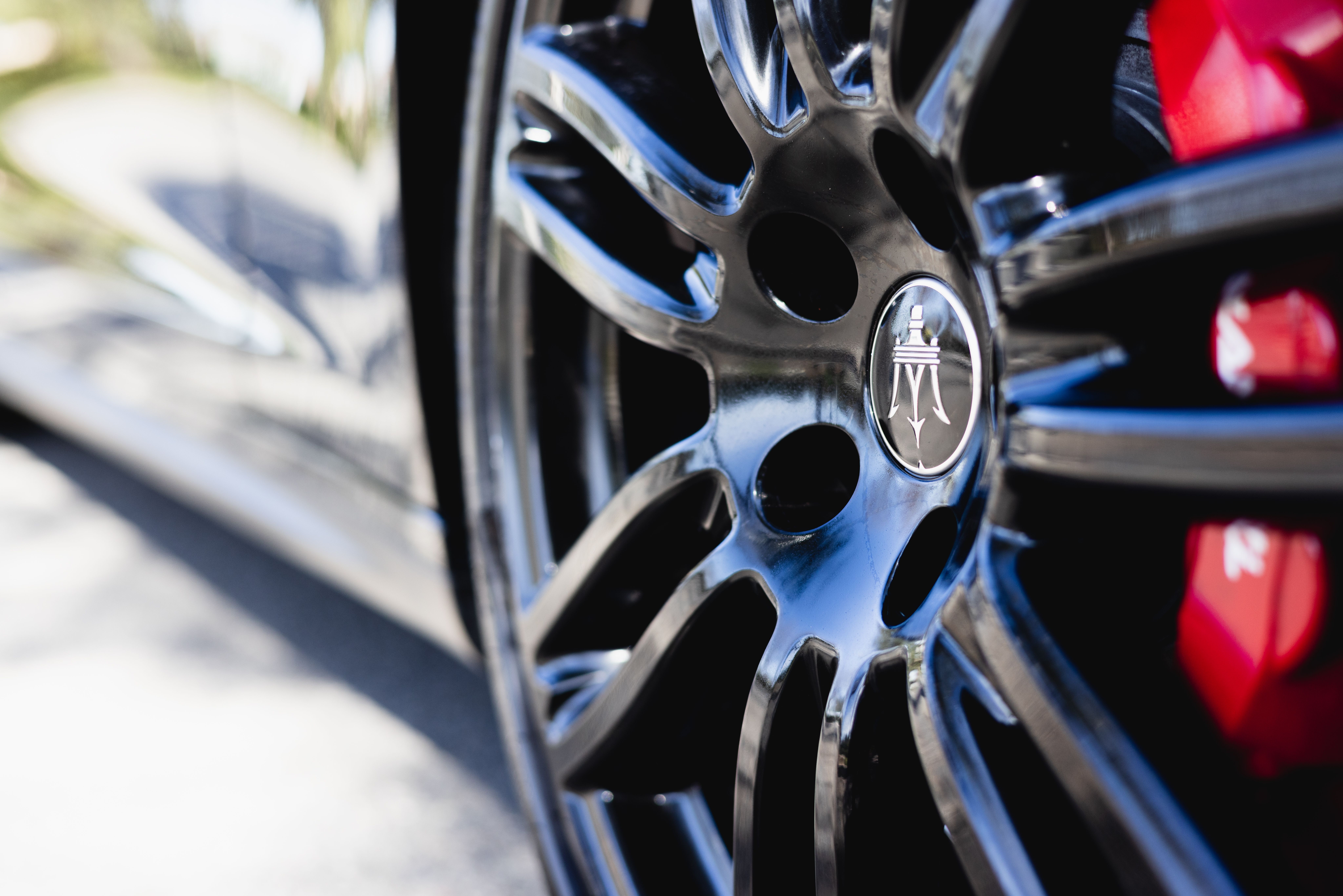 Used 2021 Maserati Ghibli S RWD image 11