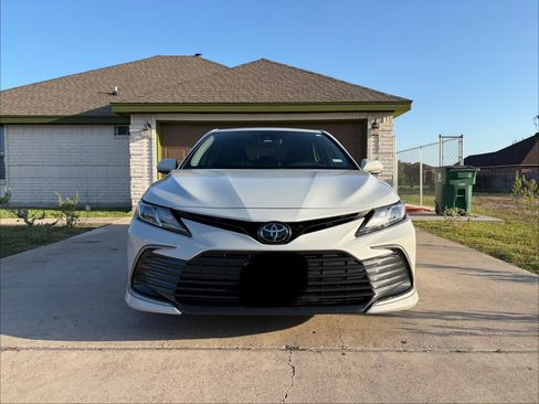 Used 2023 Toyota Camry LE FWD image 10