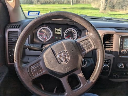 Used 2015 RAM 1500 Tradesman image 10