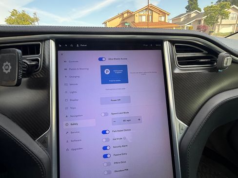 Used 2014 Tesla Model S P85 RWD image 12