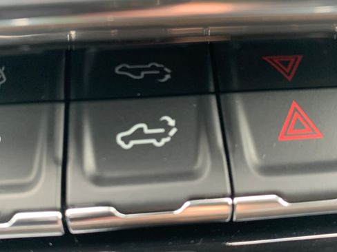 Used 2024 Chevrolet Silverado 2500 LT image 15