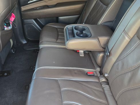 Used 2020 INFINITI QX60 Luxe w/ Essential Package image 11