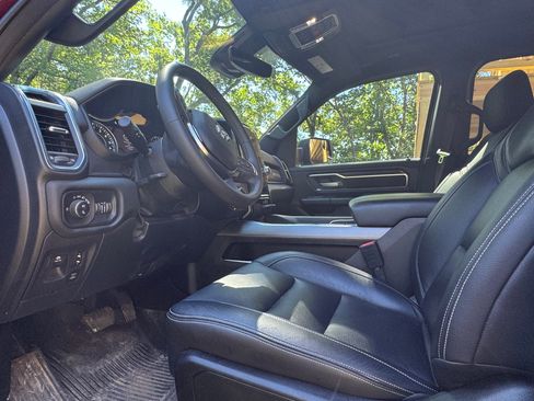 Used 2025 RAM 1500 Big Horn AWD/4WD image 6