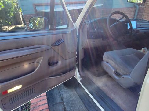 Used 1995 Ford F150 XL image 15
