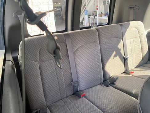 Used 2009 Chevrolet Express 3500 Passenger w/ LT Preferred Equipment Group image 17