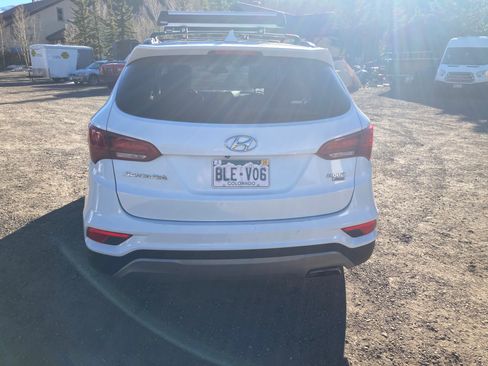 Used 2017 Hyundai Santa Fe Sport image 10