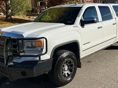 Used 2014 GMC Sierra 1500 SLT w/ SLT Crew Cab Value Package