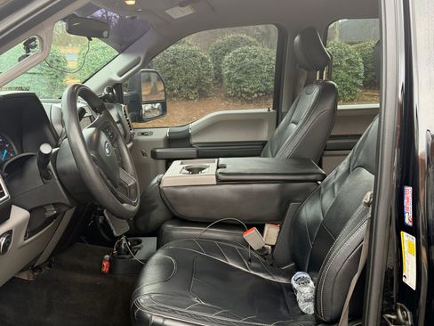 Used 2018 Ford F250 XLT image 21