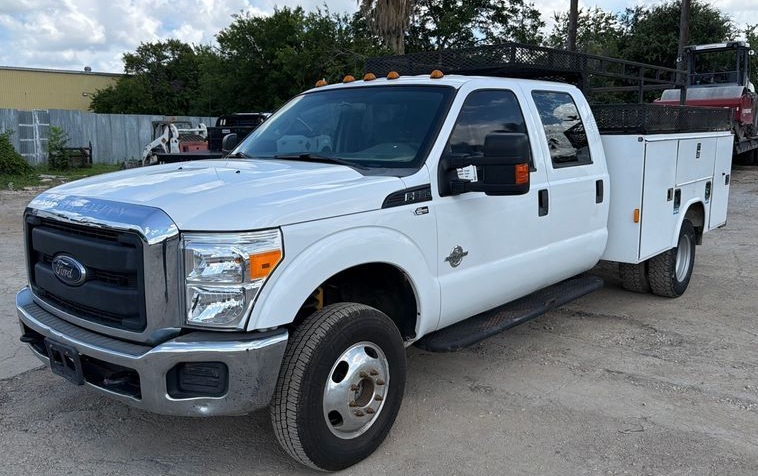 Used 2015 Ford F350 XL w/ Power Equipment Group AWD/4WD image 9