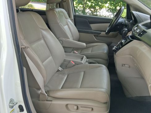 Used 2011 Honda Odyssey EX-L image 12