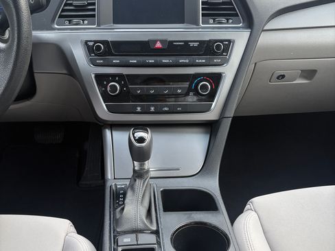 Used 2017 Hyundai Sonata ECO w/ Cargo Package image 8