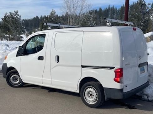 Used 2019 Nissan NV200 S w/ Cruise Control Package image 4