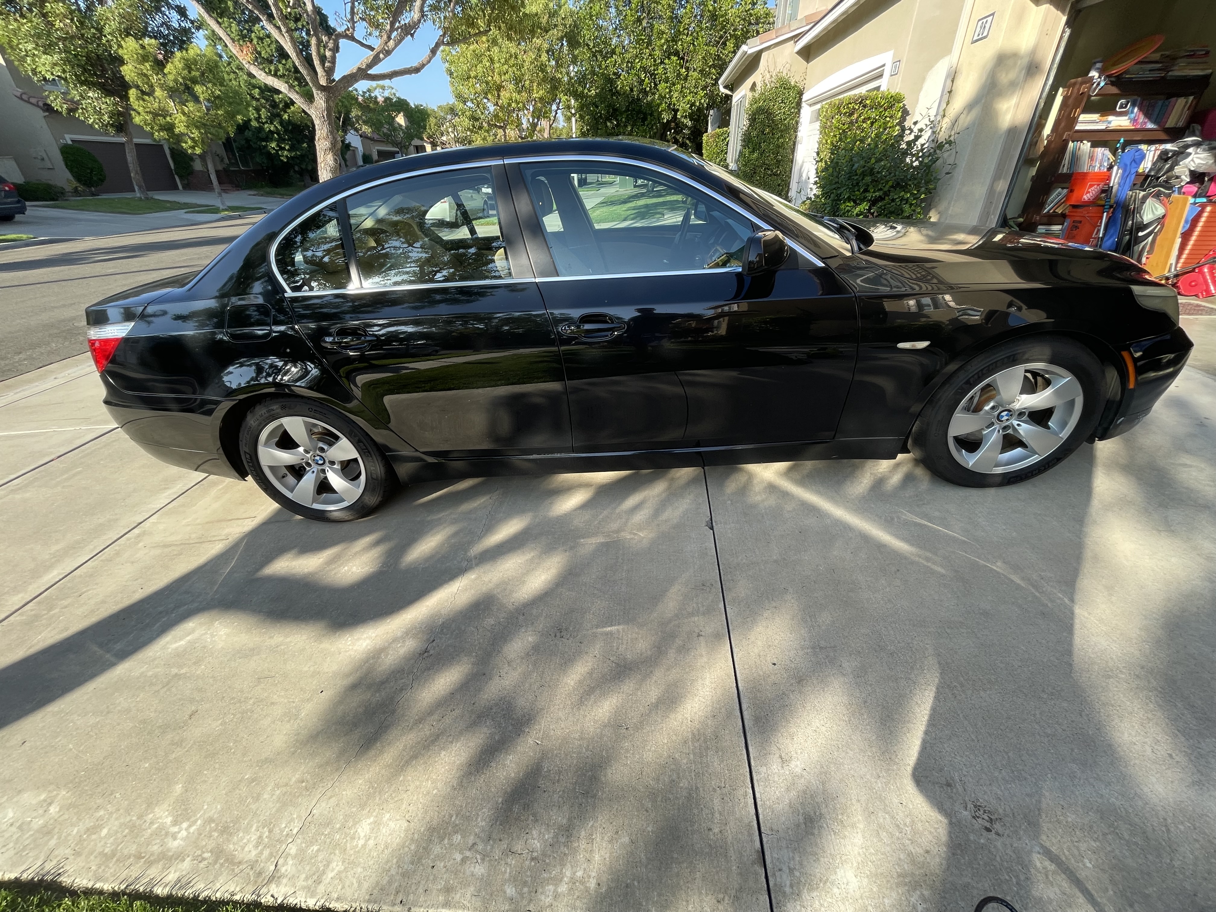 Used 2008 BMW 528i Sedan RWD image 4