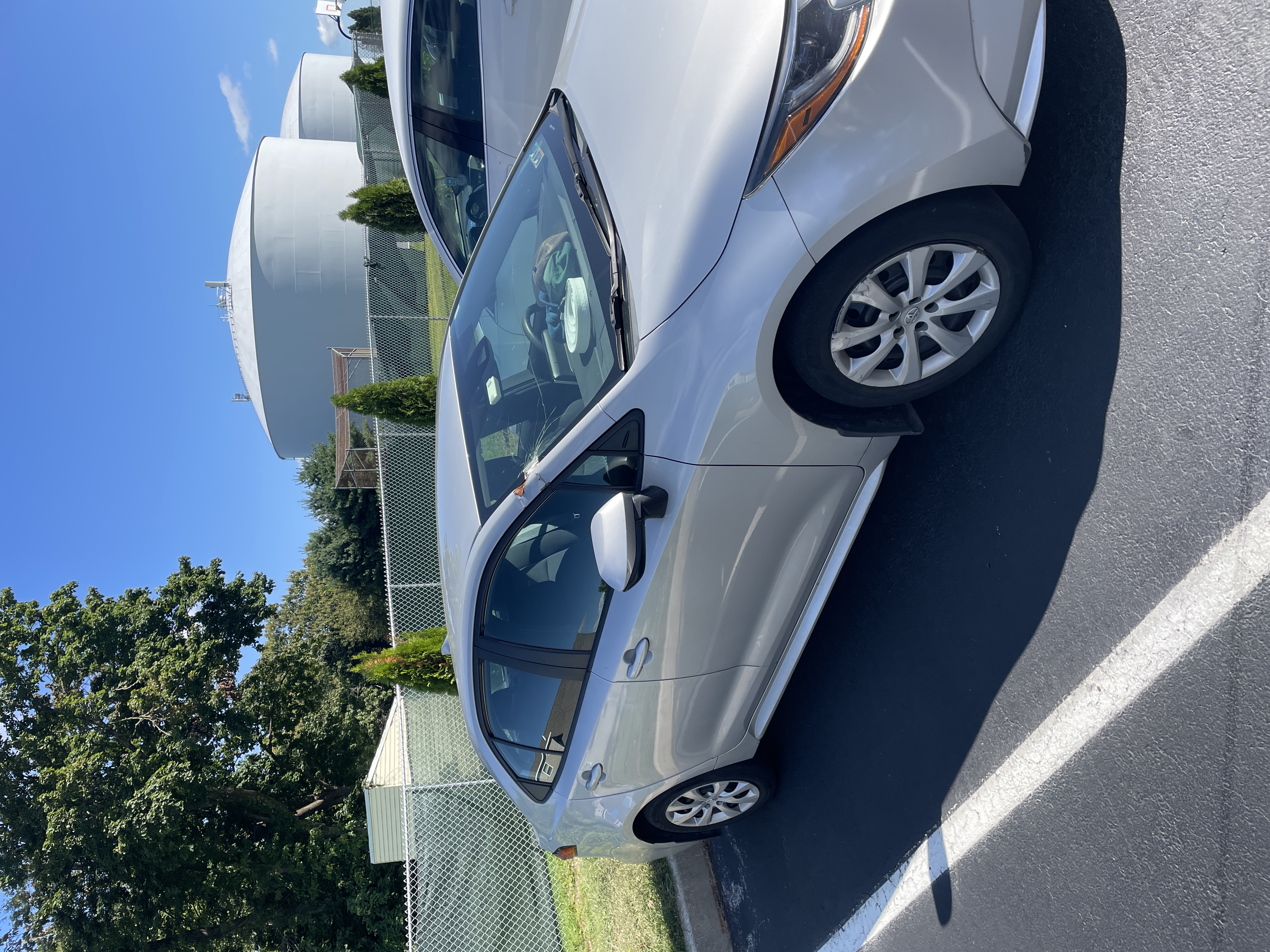 Used 2021 Toyota Corolla LE w/ Carpet Mat Package (TMS) FWD image 6