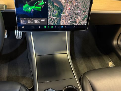 Used 2018 Tesla Model 3 Long Range image 21
