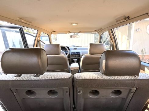 Used 1995 Mitsubishi Expo image 13