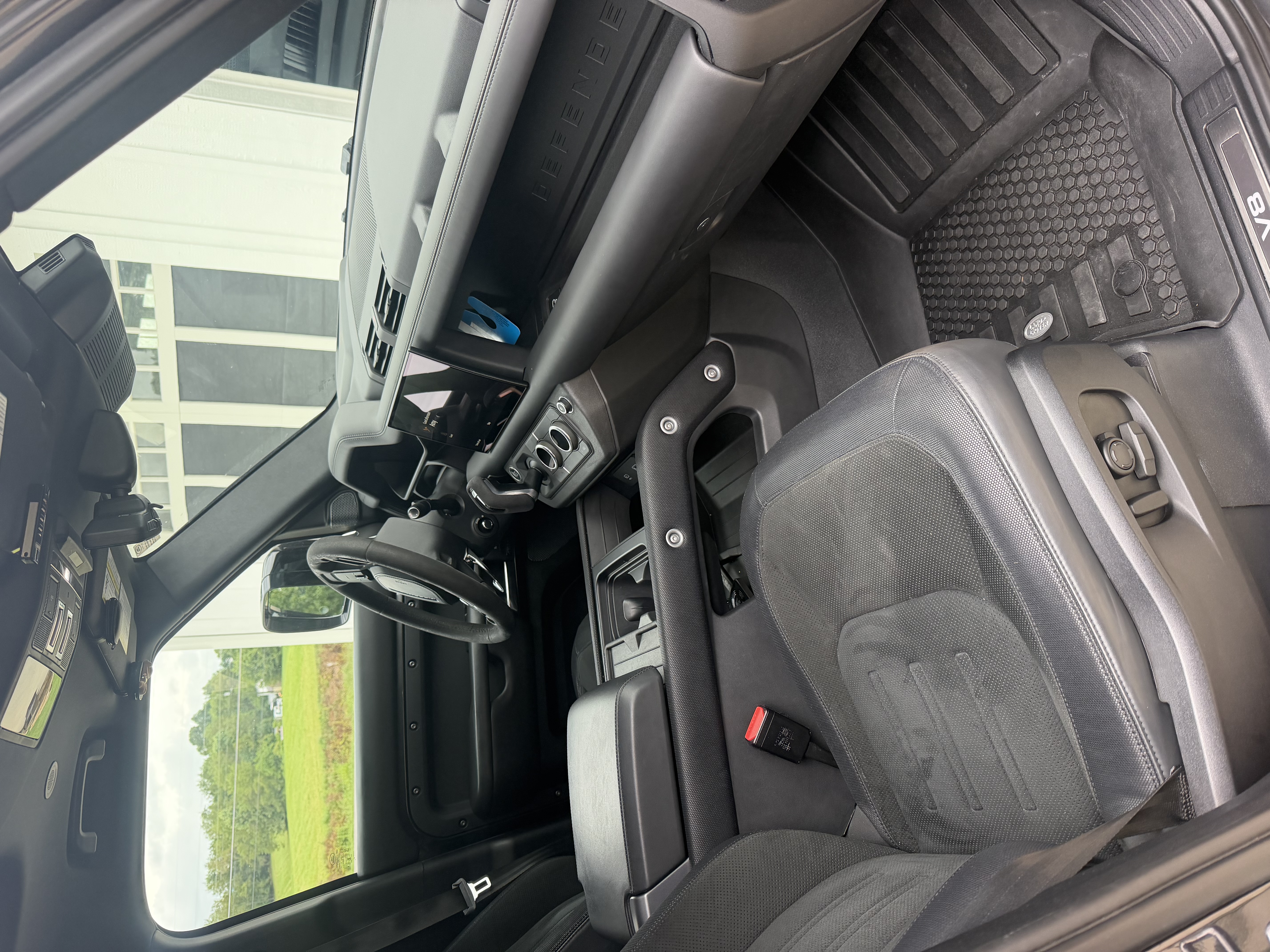 Used 2023 Land Rover Defender 110 Carpathian Edition AWD/4WD image 11