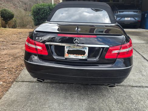 Used 2013 Mercedes-Benz E 350 Cabriolet image 2