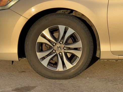 Used 2013 Honda Accord LX image 8