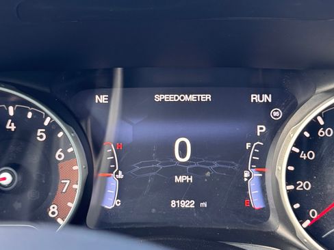 Used 2021 Jeep Compass Limited w/ Elite Exterior Group AWD/4WD image 14