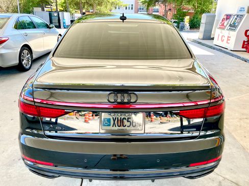 Used 2020 Audi A8 L 4.0T w/ Sport Plus Package image 6