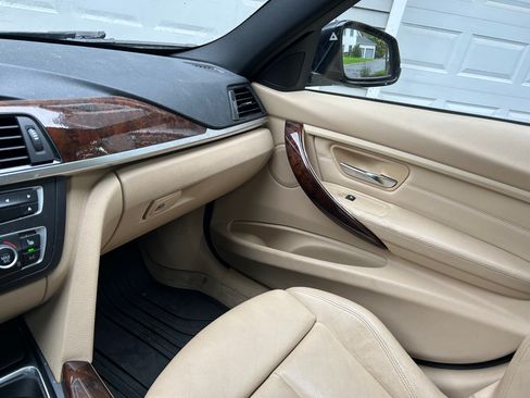 Used 2013 BMW 335i xDrive Sedan image 6