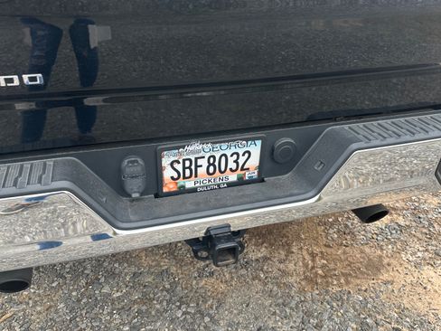 Used 2020 Chevrolet Silverado 1500 LT w/ Trailering Package image 5