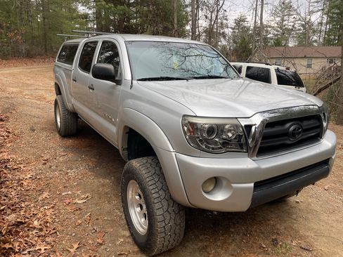 Used 2007 Toyota Tacoma 4x4 Double Cab image 2
