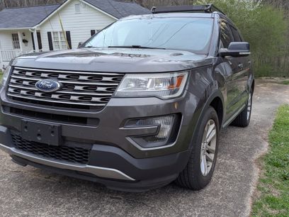 Used 2016 Ford Explorer XLT w/ Equipment Group 202A