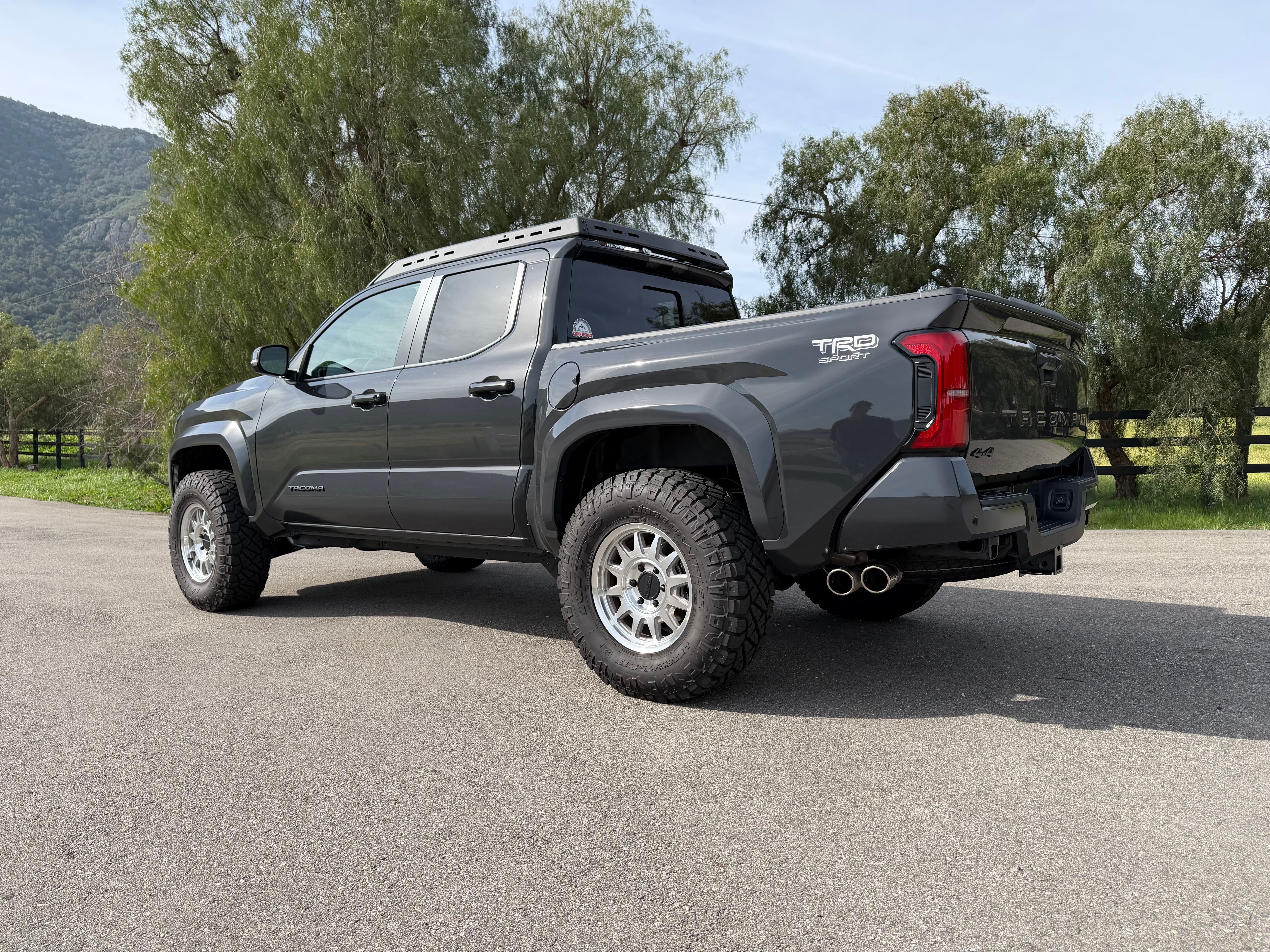 Used 2024 Toyota Tacoma TRD Sport w/ TRD Sport Upgrade Package AWD/4WD image 9