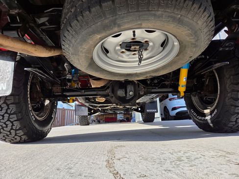 Used 1998 Nissan Frontier XE image 8