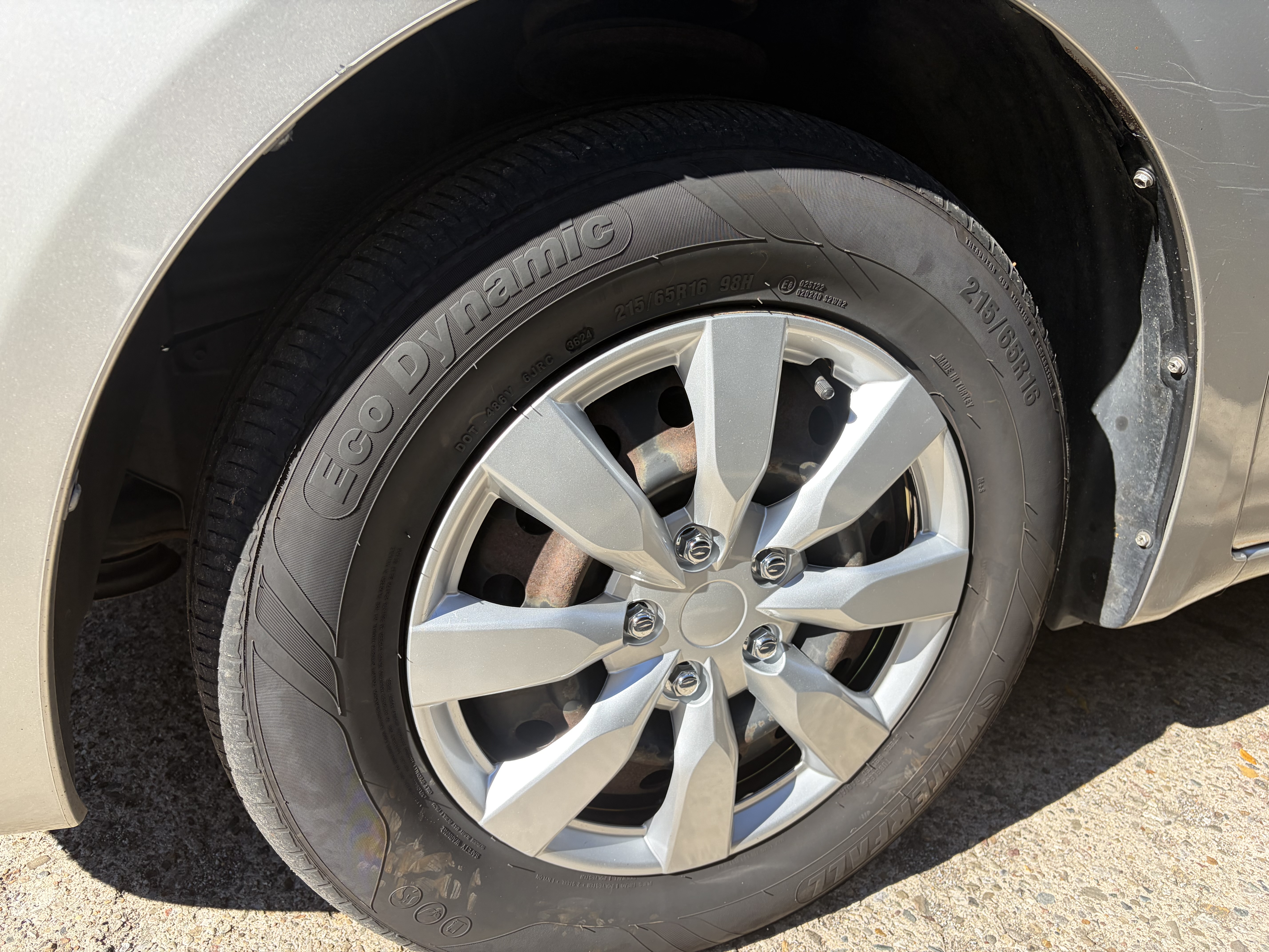 Used 2004 Toyota Sienna LE FWD image 5