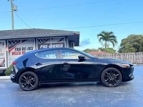 Used 2025 MAZDA MAZDA3 s Sport image 2