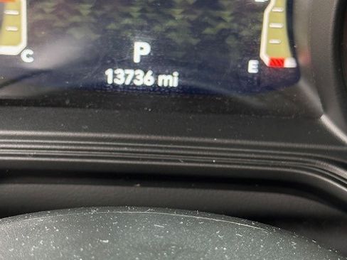 Used 2024 Jeep Wrangler Unlimited Rubicon w/ XTREMEE 35" Tire Package image 17