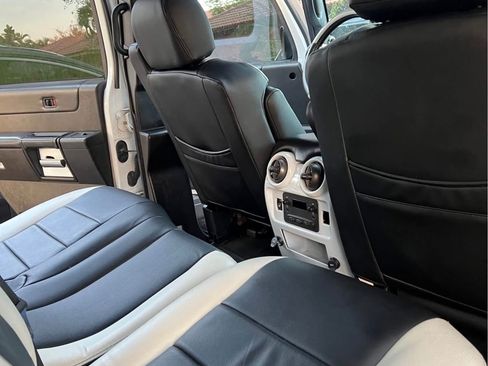 Used 2007 HUMMER H2 AWD/4WD image 9