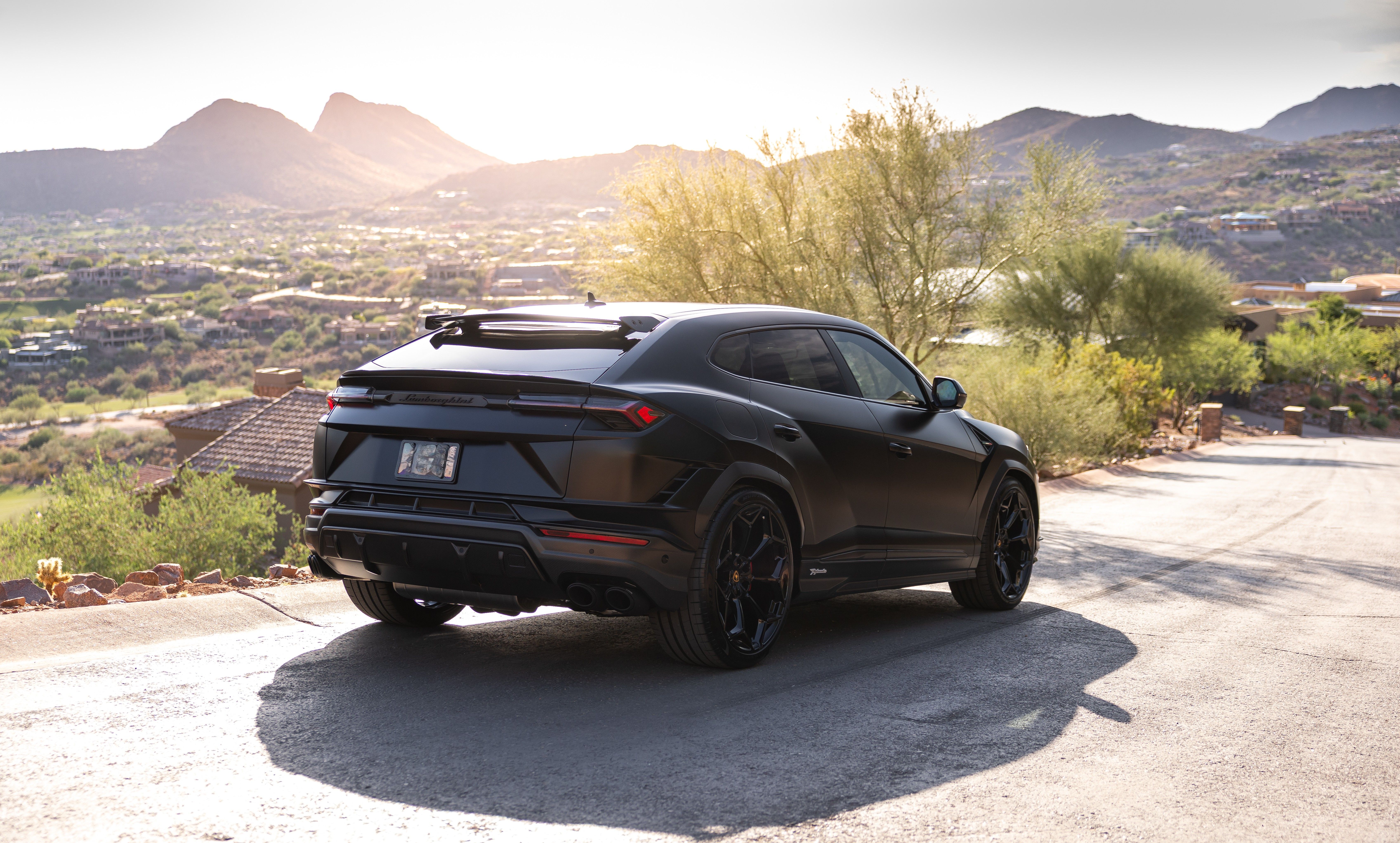 Used 2024 Lamborghini Urus Performante AWD/4WD image 6