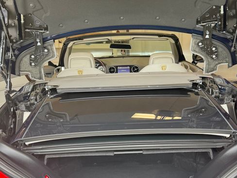 Used 2013 Mercedes-Benz SL 550 image 27