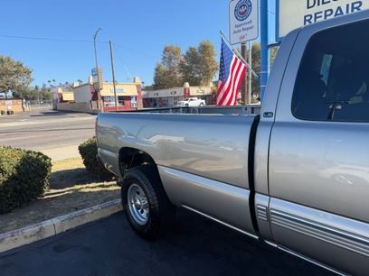 Used 1999 Chevrolet Silverado 2500 LS w/ Firm Ride Suspension Pkg