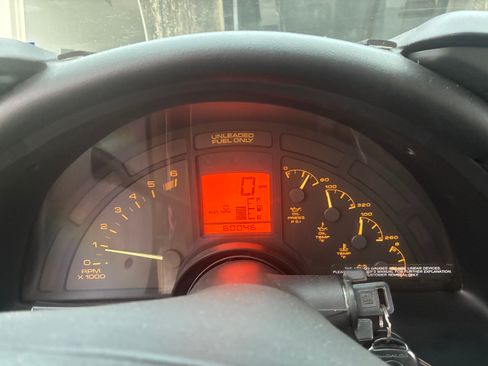 Used 1993 Chevrolet Corvette Coupe image 9