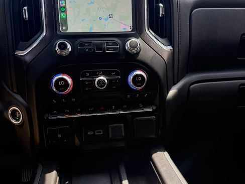 Used 2021 GMC Sierra 1500 AT4 w/ AT4 Value Package AWD/4WD image 6