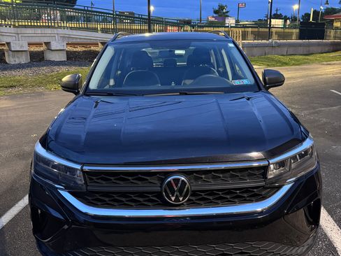 Used 2022 Volkswagen Taos S AWD/4WD image 1