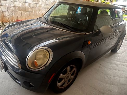Used 2009 MINI Cooper Hardtop FWD image 6