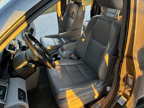 Used 2012 Honda Odyssey EX-L image 12