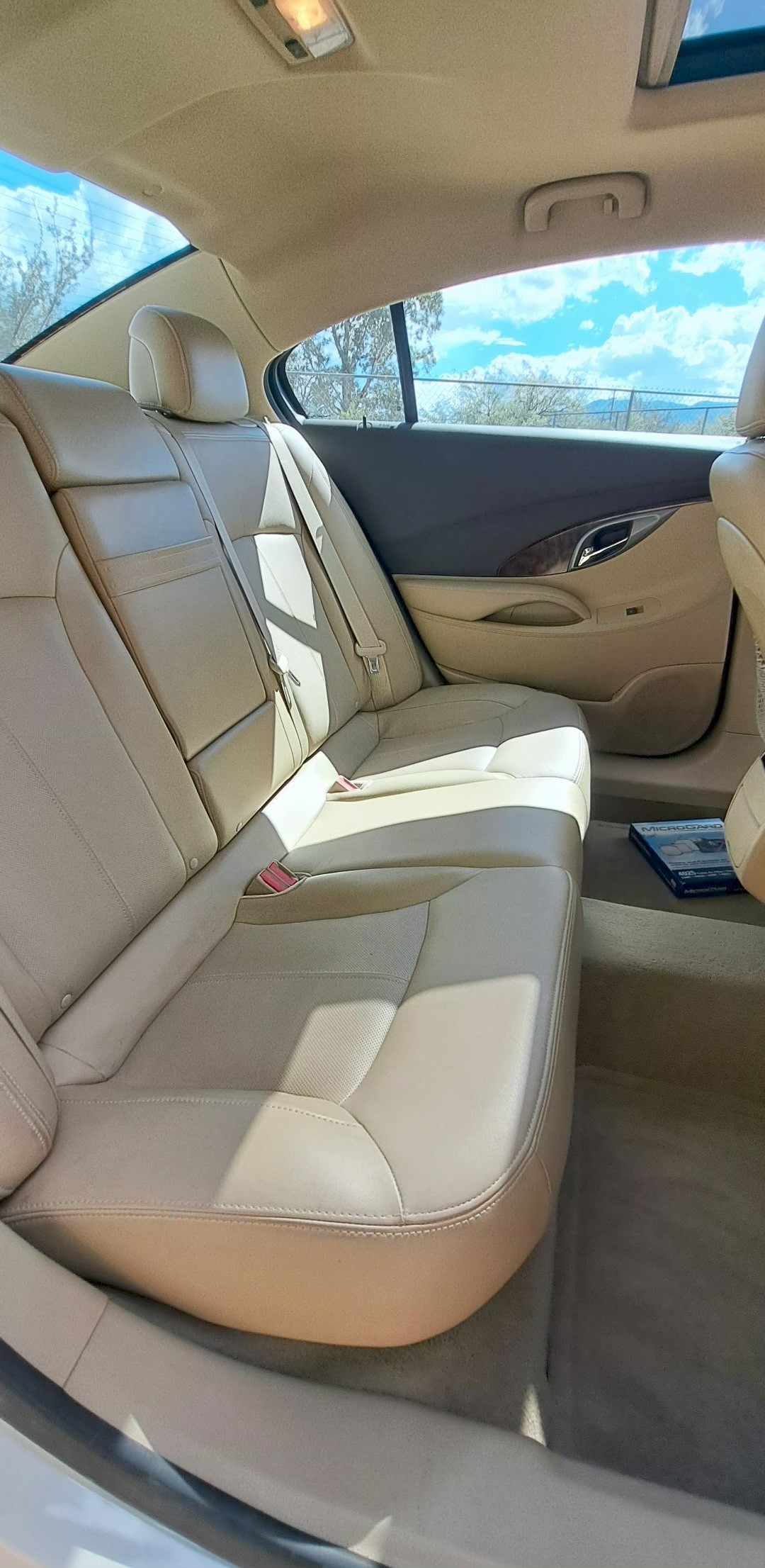Used 2012 Buick LaCrosse Touring FWD image 13