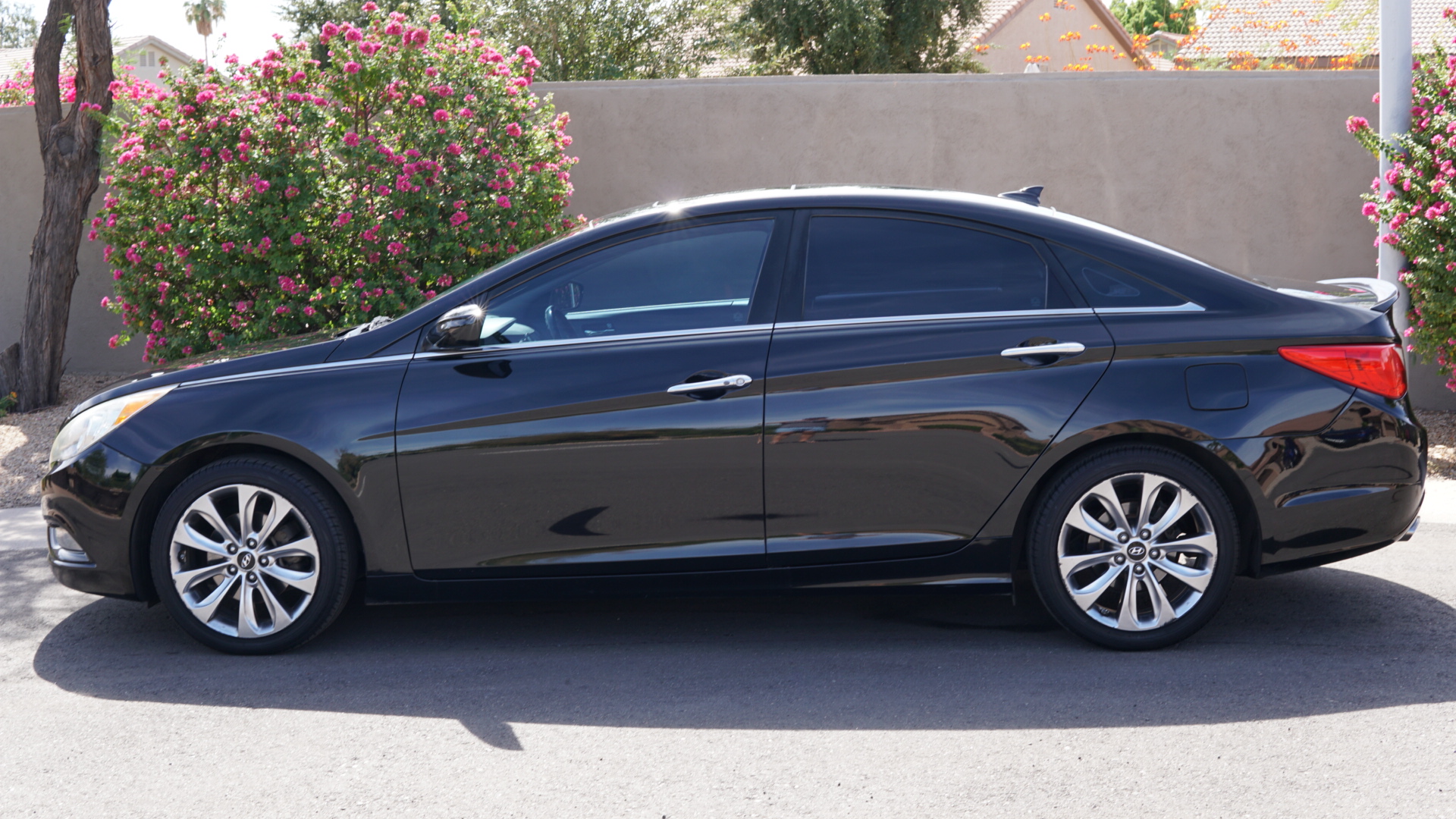 Used 2013 Hyundai Sonata SE w/ Navigation & Sunroof Pkg FWD image 19