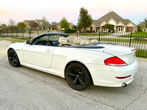 Used 2008 BMW 650i Convertible image 24