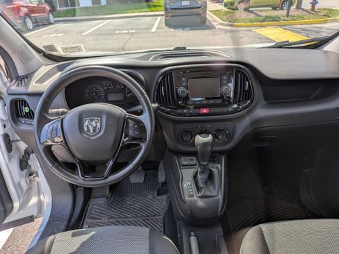 Used 2017 RAM ProMaster City Tradesman w/ Rear Back-up Camera Group image 9