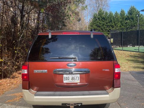 Used 2008 Ford Expedition EL Eddie Bauer image 11